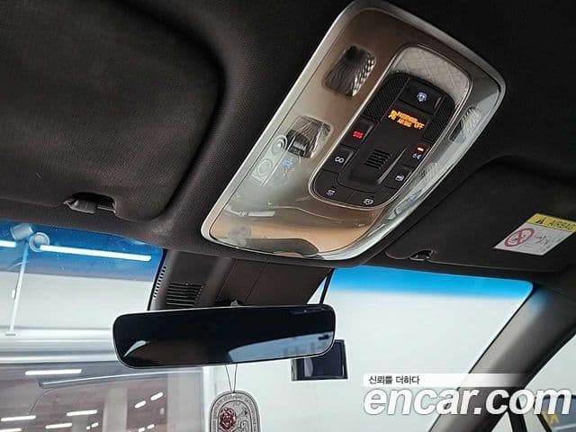 Genesis Electrified G80 2020 — ფოტო 14/17