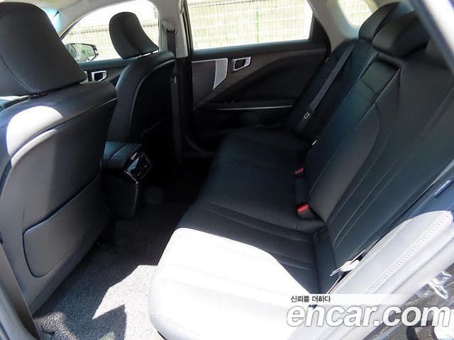 Kia K8 2023 — ფოტო 5/20