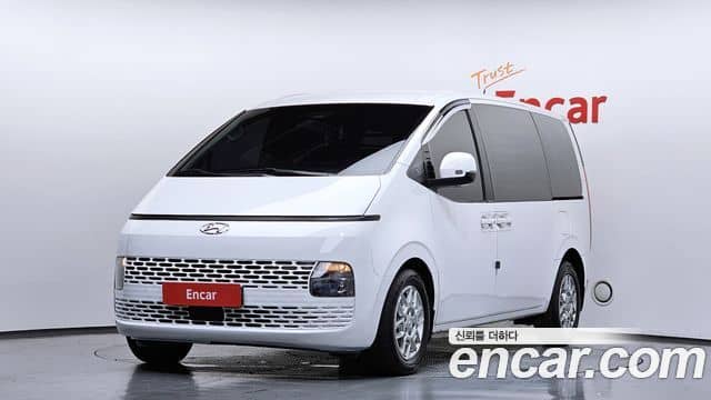 Hyundai Staria, 2023