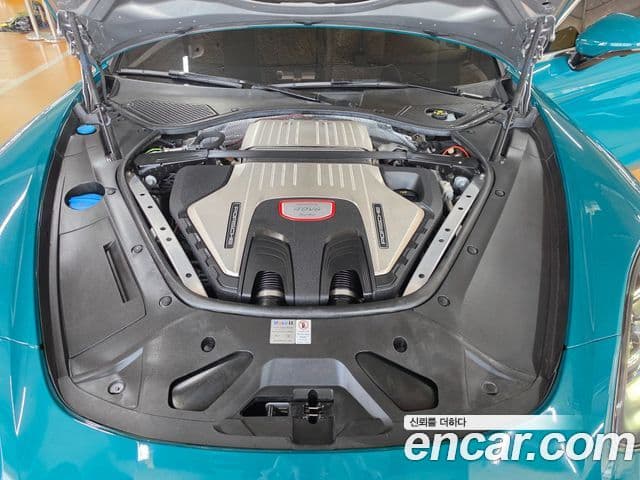 Porsche Panamera 2019 — Photo 16/20