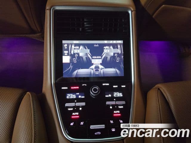 Porsche Panamera 2019 — Photo 10/20