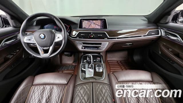 BMW 7 Series 2020 — фото 7 из 20