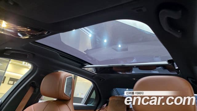 BMW 7 Series 2024 — ფოტო 17/20