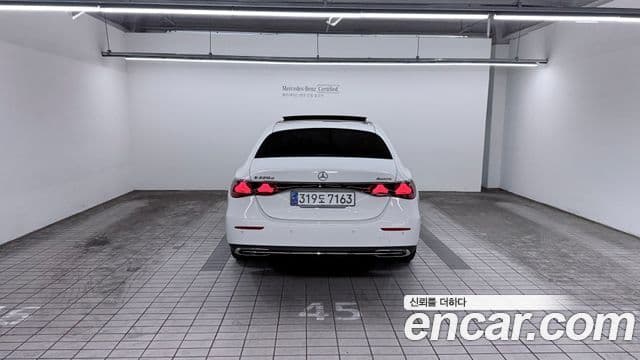 Mercedes-Benz E-Class 2024 — Şəkil 4/20