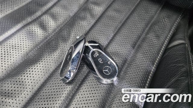 Mercedes-Benz S-Class 2021 — Фото 16/20