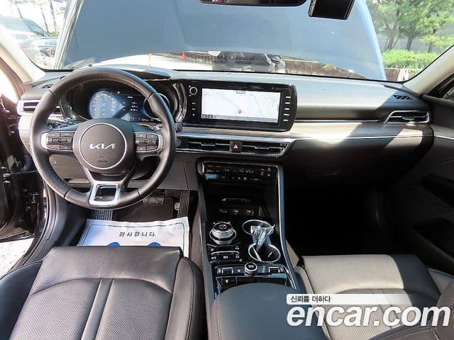 Kia K5 2023 — фото 9 из 20