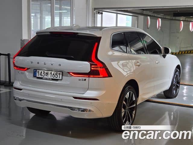 Volvo XC60, 2026