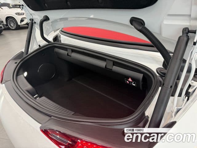 Mercedes-Benz SL-Class 2025 — ფოტო 9/20