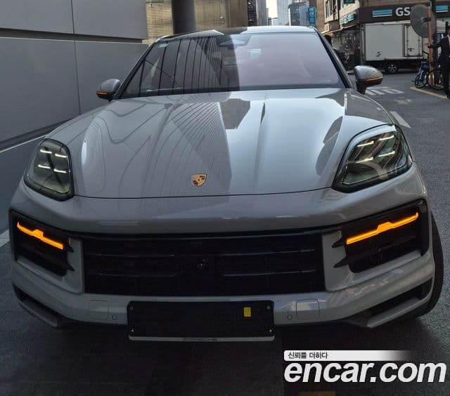 Porsche Cayenne 2026 — ფოტო 9/11