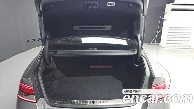 Genesis G90 2022 — фото 20 из 20