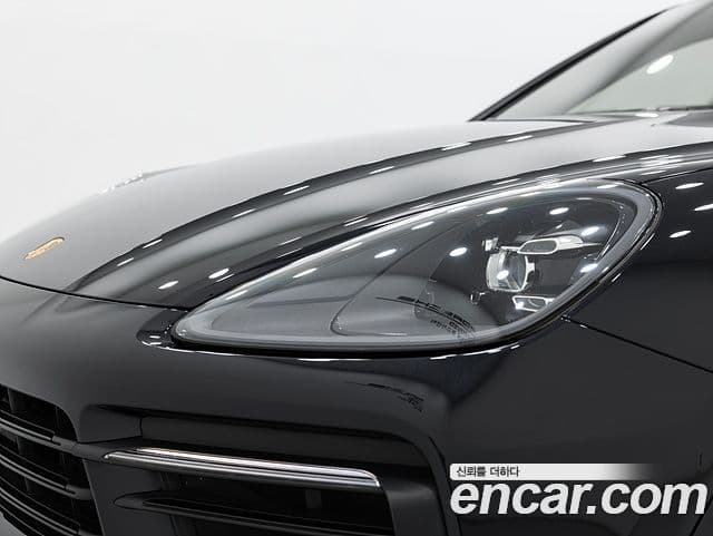 Porsche Cayenne 2022 — Şəkil 11/19