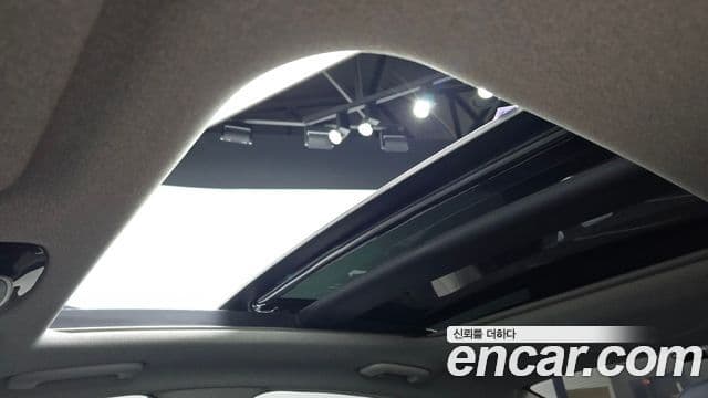 Hyundai Sonata 2022 — ფოტო 19/20