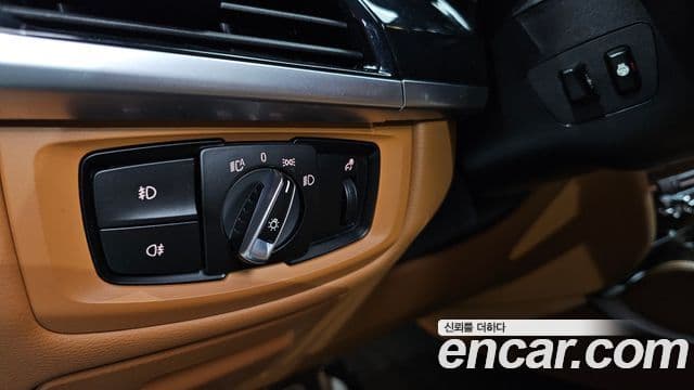 BMW X6 2018 — ფოტო 19/20