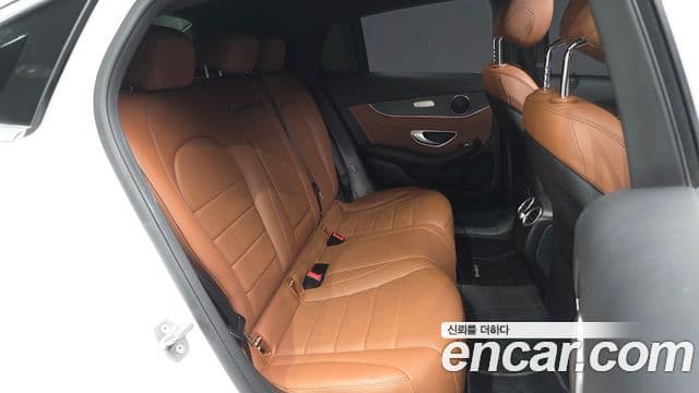 Mercedes-Benz GLC-Class 2021 — ფოტო 12/20