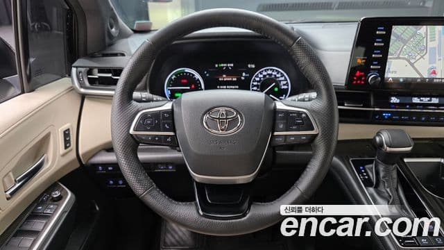 Toyota Sienna 2021 — Фото 13/20