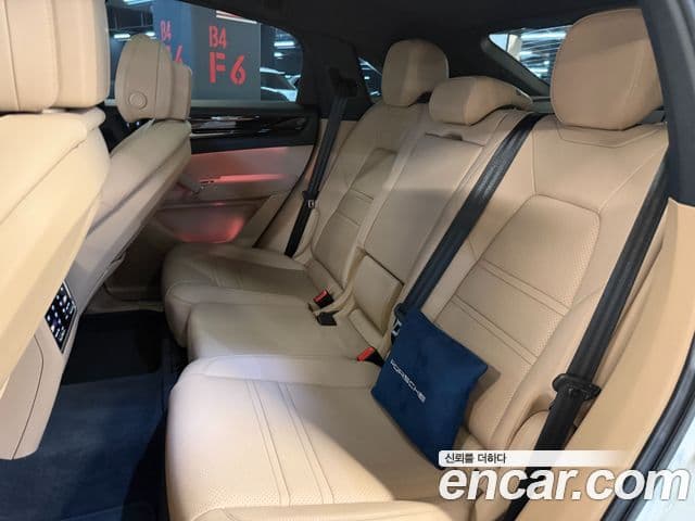 Porsche Cayenne 2023 — Şəkil 10/20