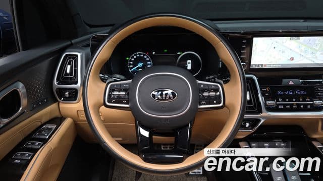 Kia Sorento 2021 — ფოტო 14/20
