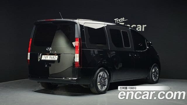 Hyundai Staria 2021 — Şəkil 2/20