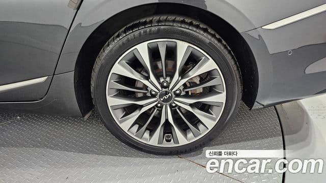 Kia K8 2022 — Photo 19/32