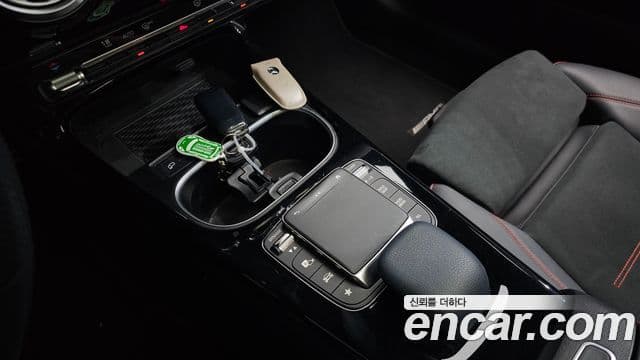 Mercedes-Benz CLA-Class 2023 — Фото 16/20