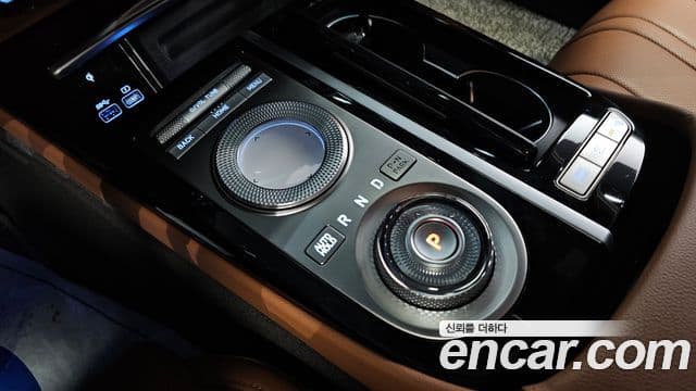 Genesis Electrified G80 2022 — Şəkil 9/20
