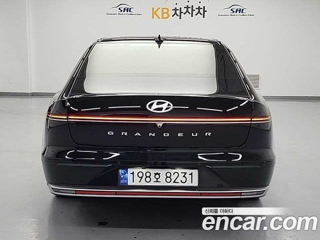 Hyundai Grandeur 2023 — Şəkil 2/18