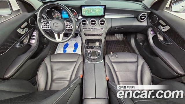 Mercedes-Benz C-Class 2019 — ფოტო 10/20