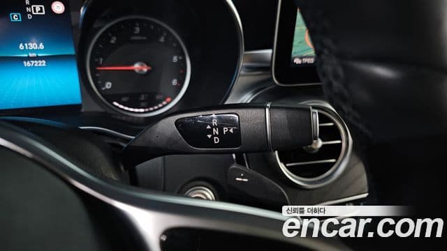 Mercedes-Benz C-Class 2019 — ფოტო 15/20