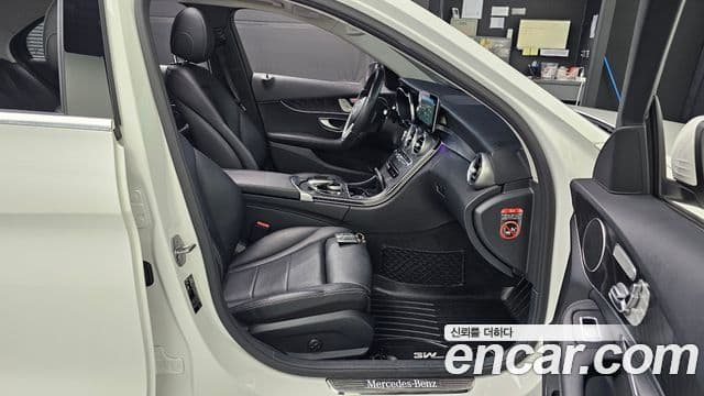 Mercedes-Benz C-Class 2019 — ფოტო 11/20