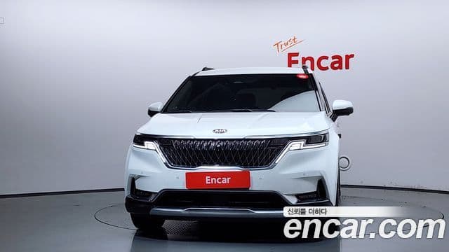 Kia Carnival 2020 — ფოტო 3/20