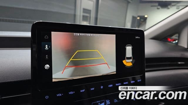 Hyundai Staria 2021 — ფოტო 16/20