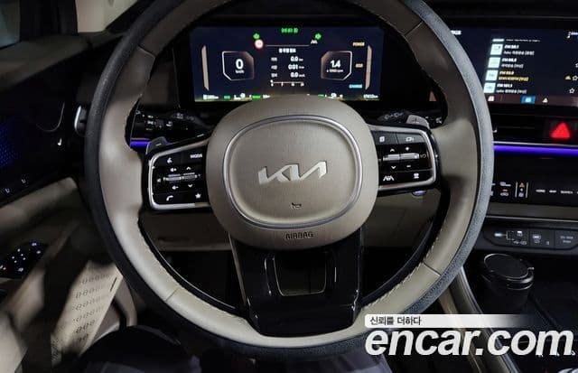 Kia Carnival 2024 — ფოტო 18/18