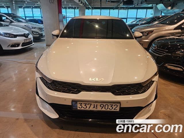 Kia K5 2022 — ფოტო 10/10