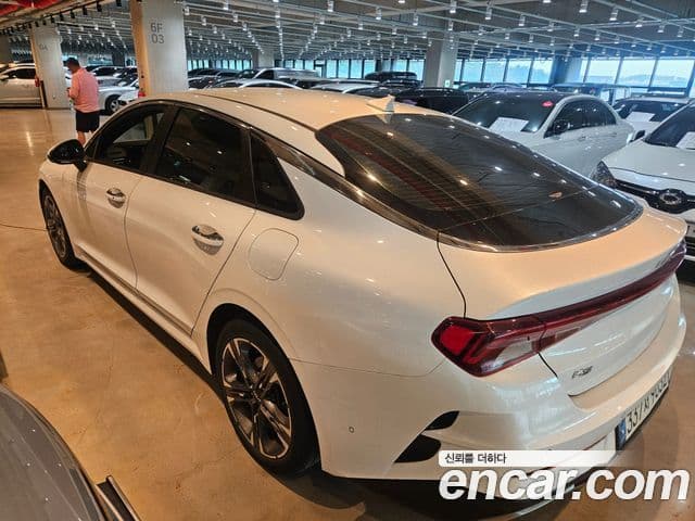 Kia K5 2022 — ფოტო 5/10