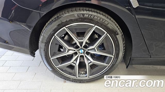 BMW 5 Series 2024 — Şəkil 5/20