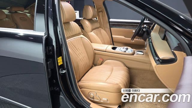Genesis G90 2022 — Şəkil 11/20