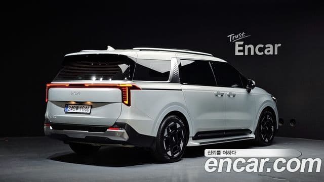 Kia Carnival 2025 — ფოტო 2/20