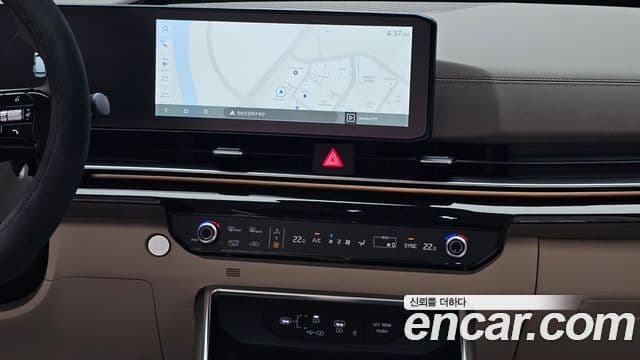 Kia Carnival 2025 — ფოტო 14/20