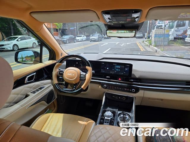 Kia Carnival 2024 — Şəkil 6/18