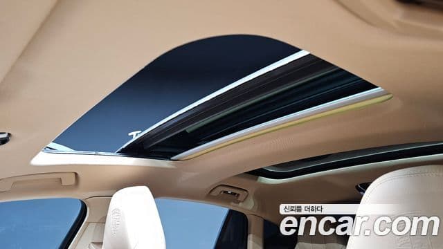 Porsche Panamera 2023 — Photo 21/34