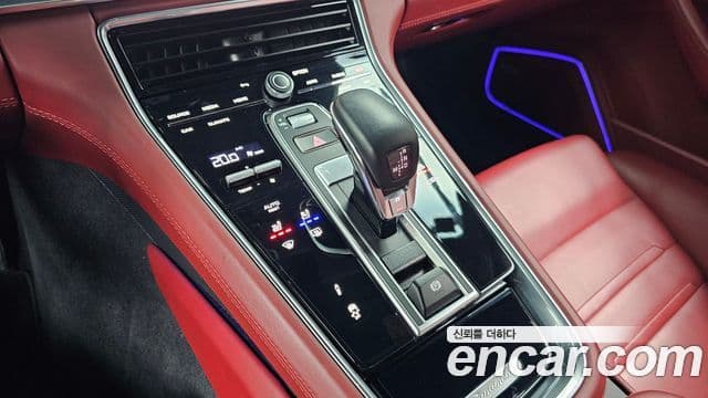 Porsche Panamera 2022 — Şəkil 9/20
