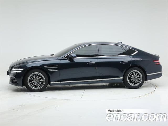 Genesis Electrified G80 2023 — ფოტო 3/20