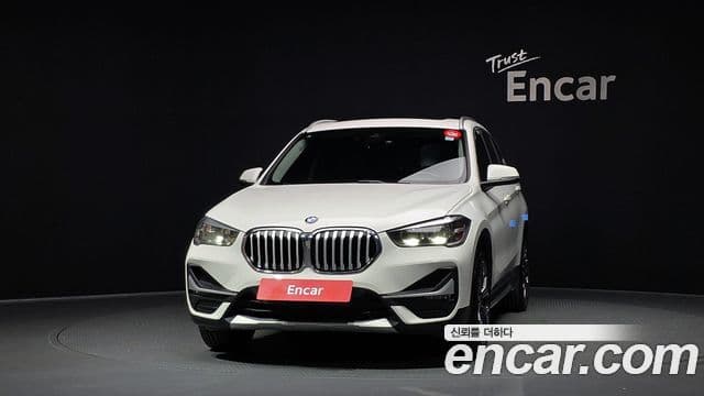 BMW X1 2022 — Фото 3/20