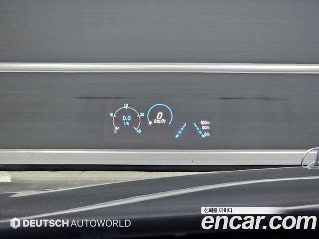 Mercedes-Benz E-Class 2023 — Şəkil 18/20
