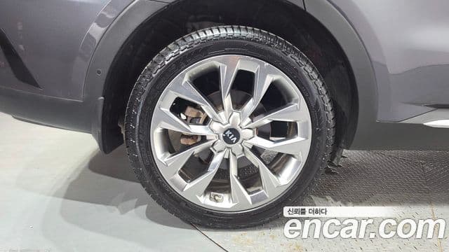 Kia Sorento 2020 — фото 5 из 20