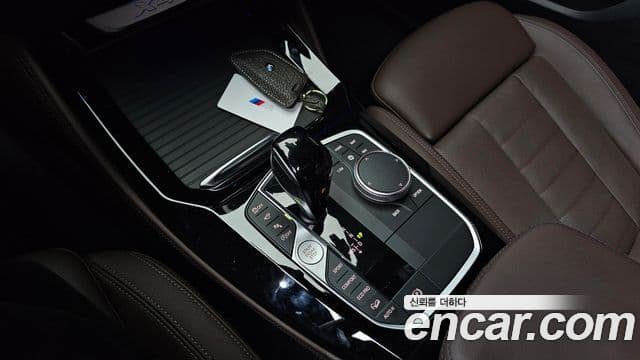 BMW X4 2025 — Фото 9/20