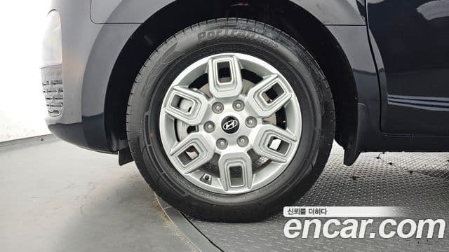 Hyundai Staria 2024 — ფოტო 5/20