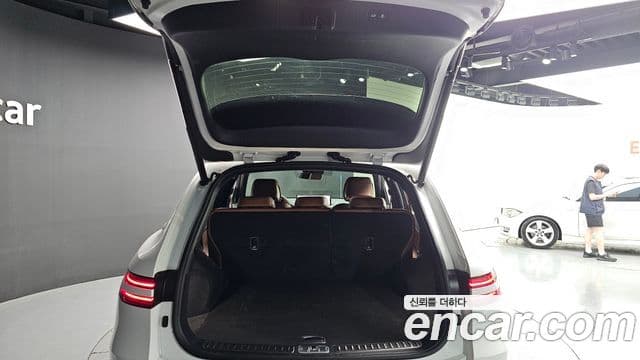 Genesis GV70 2021 — Şəkil 20/20