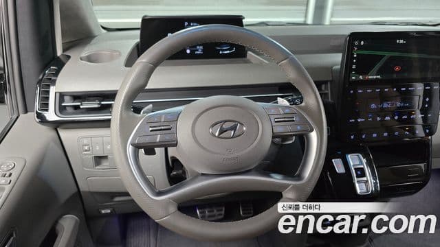 Hyundai Staria 2024 — ფოტო 12/20