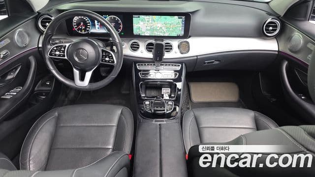 Mercedes-Benz E-Class 2019 — Фото 7/20